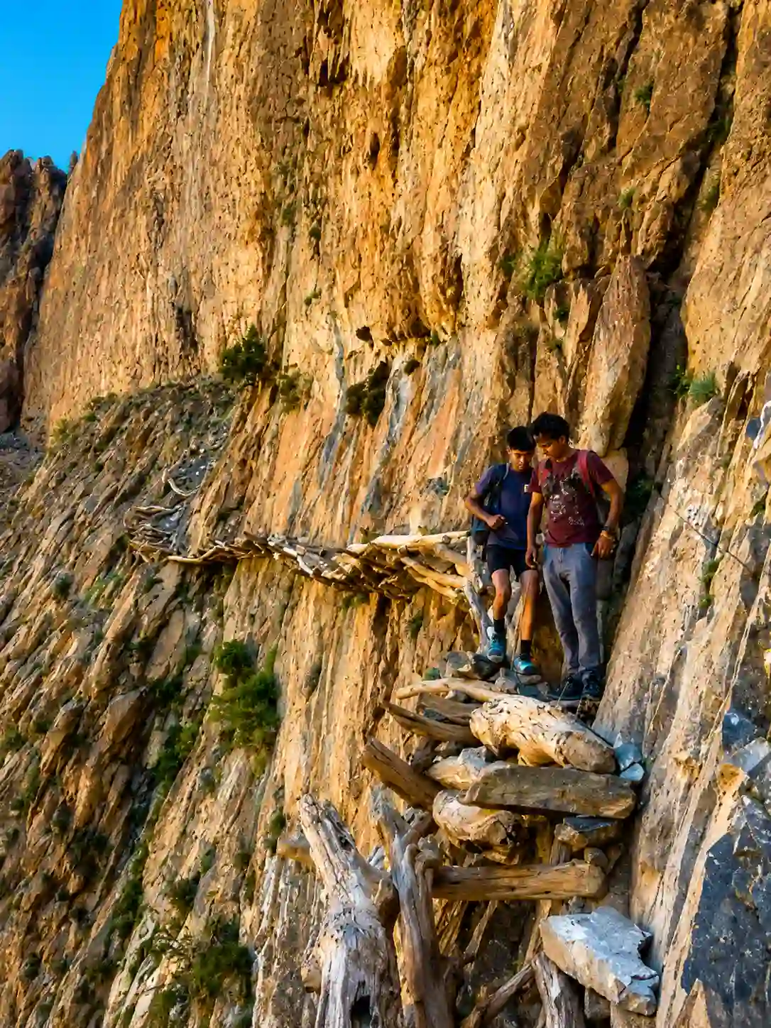 Taghia Gorge Climbing in Morocco : Big Walls and Multi-Pitch Routes — 1